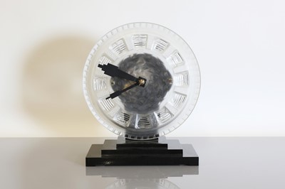Lot 217 - An Art Deco ATO Clock Company desk clock