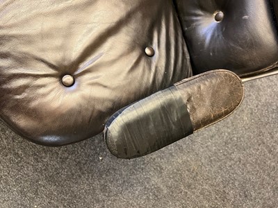 Lot 425 - A 'Time-Life' chair