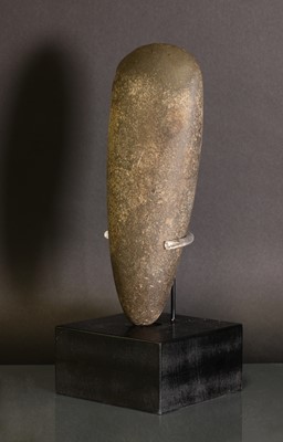 Lot 17 - A Neolithic adze