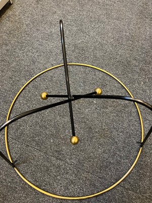 Lot 288 - A space age 'Atom' coffee table