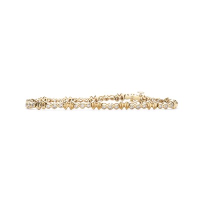 Lot 53 - An 18ct gold diamond bracelet