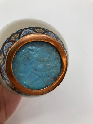 Lot 94 - A Japanese Kutani vase