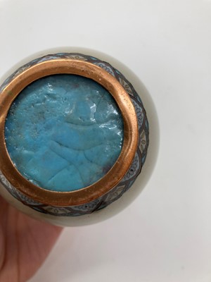 Lot 94 - A Japanese Kutani vase