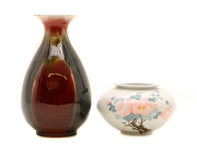 Lot 215 - A contemporary Chinese porcelain vase
