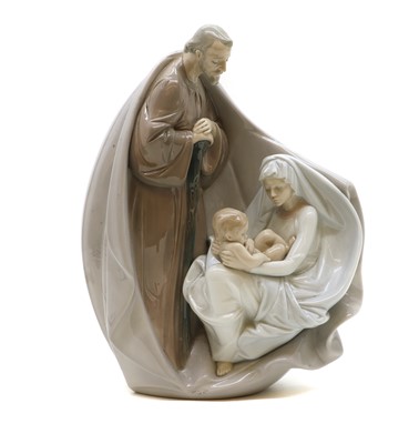 Lot 388 - A Lladro porcelain 'Birth of Jesus' figure group