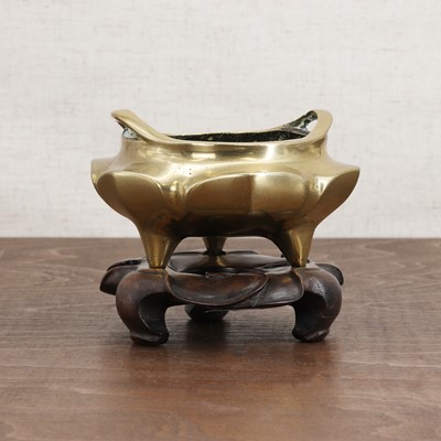 Lot 202 - A Chinese bronze incense burner