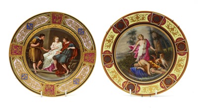 Lot 384 - A pair of Royal Vienna porcelain cabinet plates