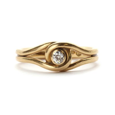 Lot 46 - A gold single stone diamond ring