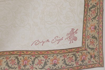 Lot 63 - A collection of vintage textiles