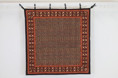 Lot 63 - A collection of vintage textiles