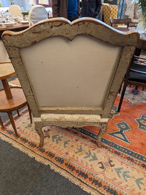 Lot 53 - A Régence painted walnut fauteuil