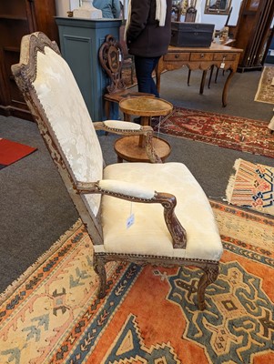 Lot 53 - A Régence painted walnut fauteuil