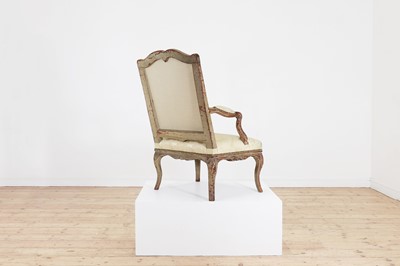 Lot 53 - A Régence painted walnut fauteuil
