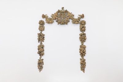 Lot 7 - A group of carved and pierced oak wall appliqués