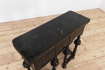 Lot 20 - A William and Mary black-lacquered card table