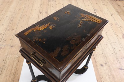 Lot 22 - An export black-lacquered writing box