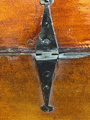 Lot 22 - An export black-lacquered writing box