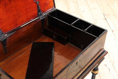 Lot 22 - An export black-lacquered writing box