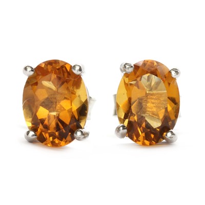 Lot 89 - A pair of silver citrine stud earrings