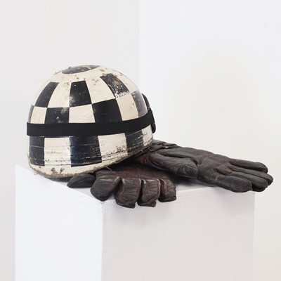 Lot 197 - A crash helmet