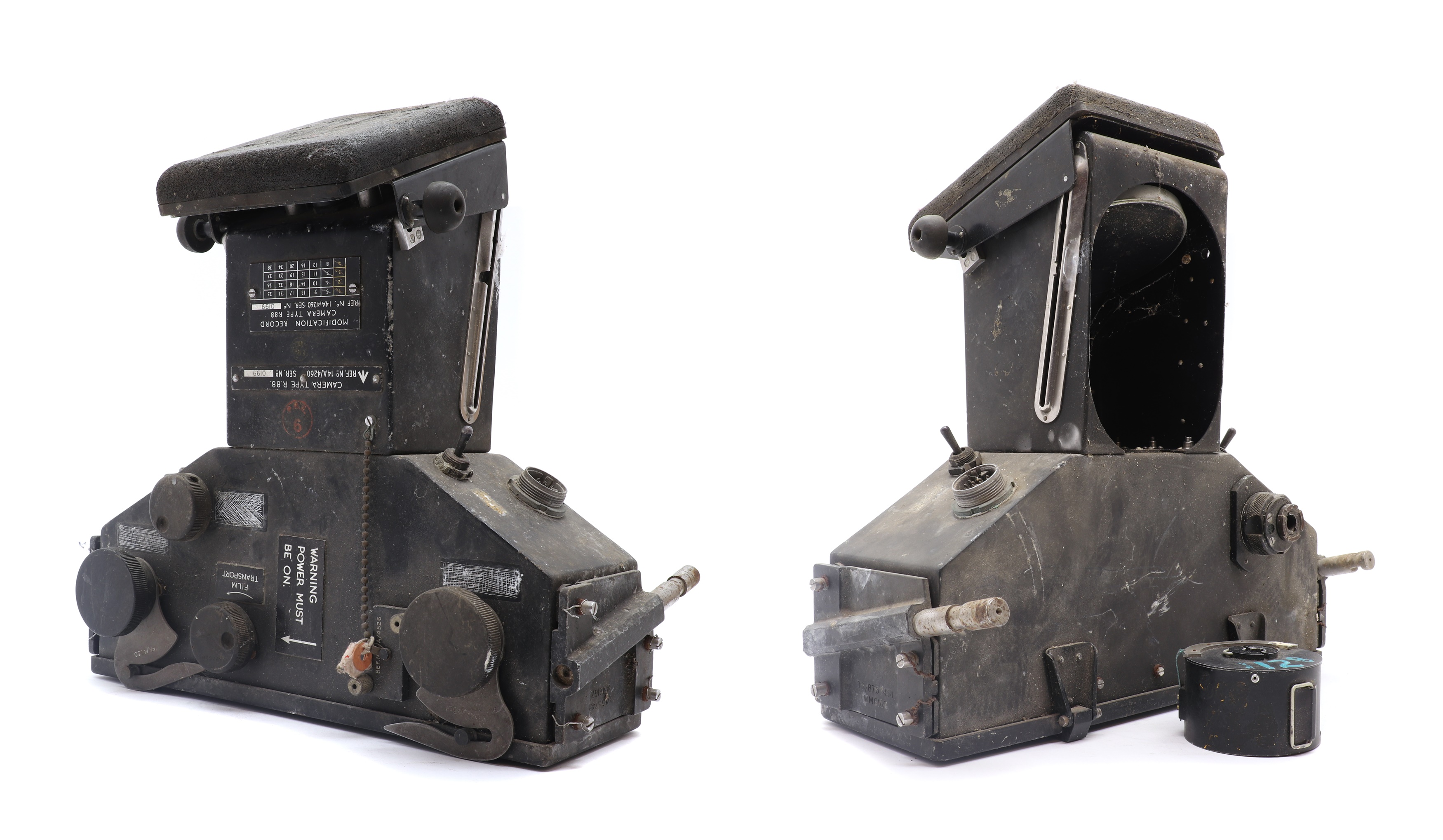 Lot 231 - A pair of R88 Vulcan radar operator's