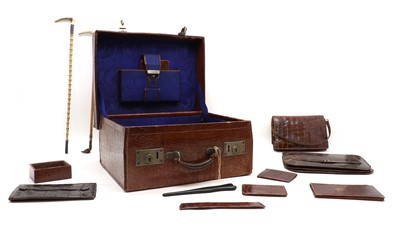 Lot 290 - A vintage crocodile vanity case