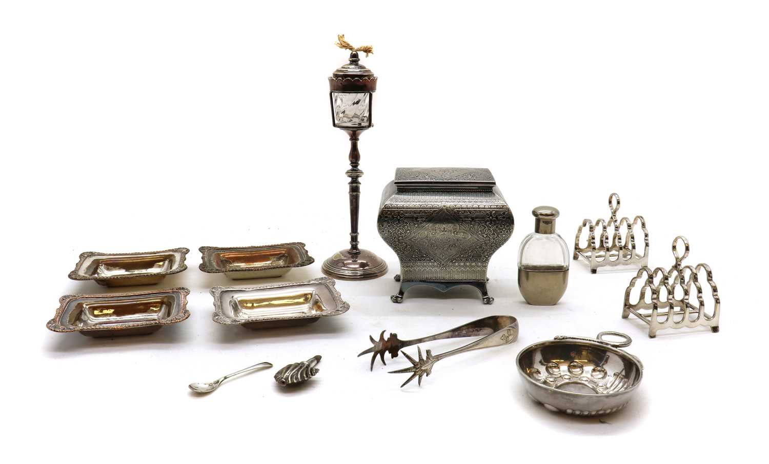 Lot 62 A collection of silver plated items,