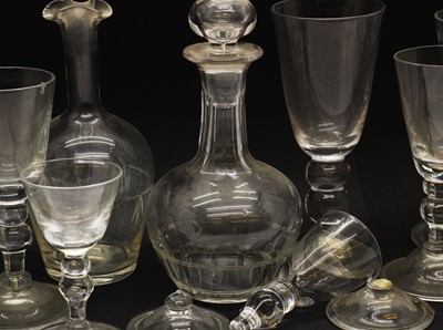 Lot 287 - A large collection of glassware