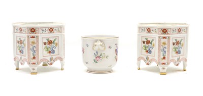 Lot 161 - A pair of Haviland Limoges porcelain jardinière