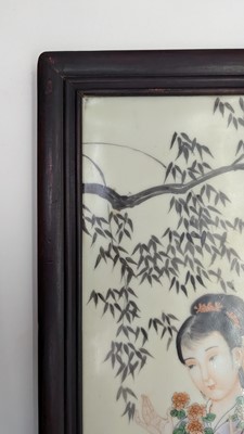 Lot 89 - A Chinese porcelain plaque