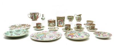 Lot 111 - A collection of Chinese Canton export famille rose