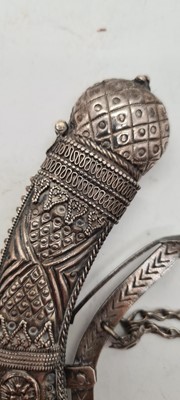 Lot 74 - An Omani silver powder horn