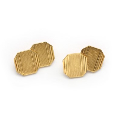 Lot 273 - A cased pair of 18ct gold cufflinks