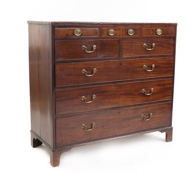 Lot 523 - A George III chest of drawers