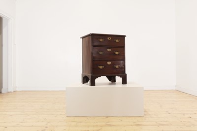 Lot 110 - A small George III mahogany chest of drawers