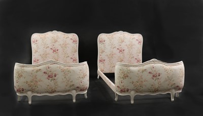 Lot 463 - A pair of Neptune style single beds