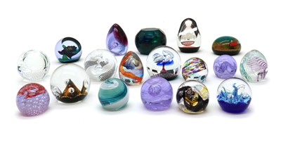 Lot 192 - A collection of boxed Caithness glass paperweights