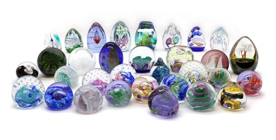Lot 190 - A collection of boxed Caithness glass paperweights