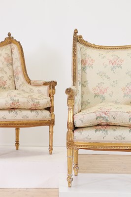 Lot 174 - A pair of French giltwood bergère armchairs