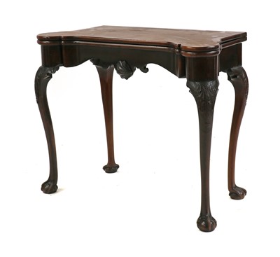 Lot 431 - A George III mahogany foldover card table