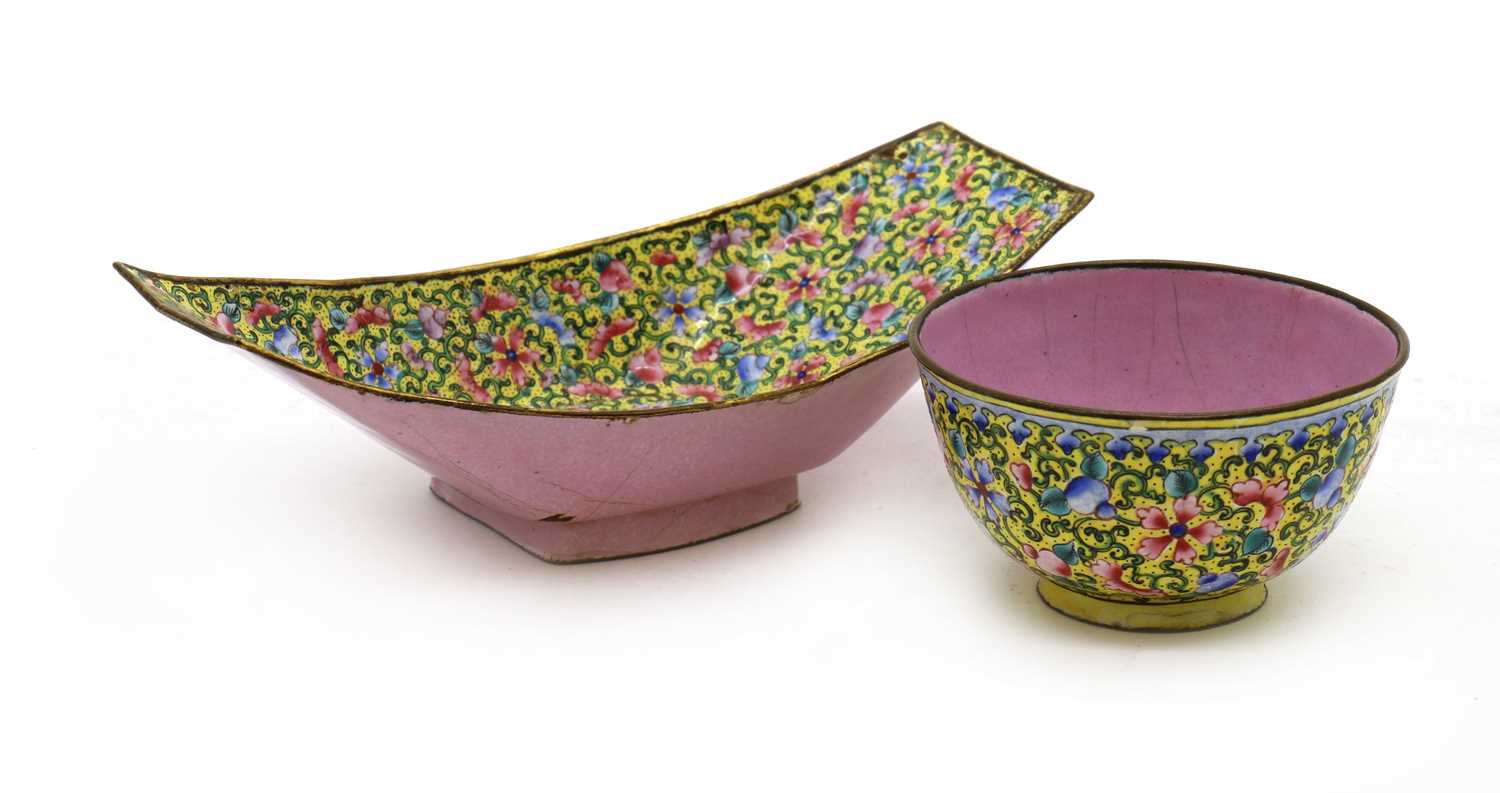 Lot 84 - A Chinese painted enamel tea bowl and tray