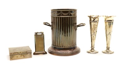 Lot 70 - A collection of silver items