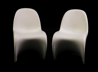 Lot 352 - A pair of 'Panton Chairs'