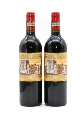 Lot 61 - Chateau Ducru-Beaucaillou, Saint-Julien, 1996 (2)