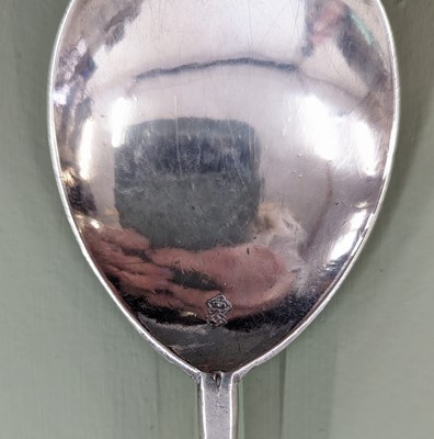 Lot 99 - A good Charles I East Anglian provincial silver seal-top spoon