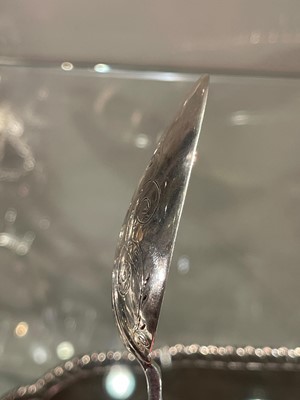 Lot 104 - A William III East Anglian provincial silver trefid spoon