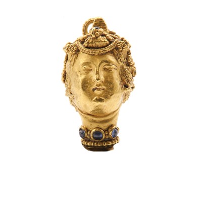 Lot 1 - A Greek gold pendant terminal, c.4th century B.C.