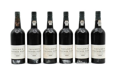 Lot 220 - Taylors, Vintage Port, 1985 (6, OWC)