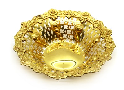 Lot 10 - A 9ct gold bonbon dish
