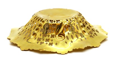 Lot 10 - A 9ct gold bonbon dish